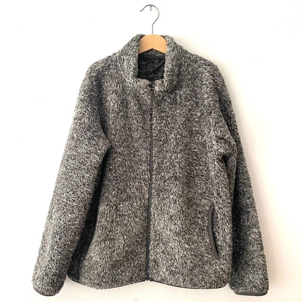 UNIQLO Kids Furry/Comfy Lightweight Zip Jacket. Excellent condition.